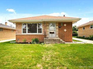 1525 Forest Rd, La Grange Park, IL 60526