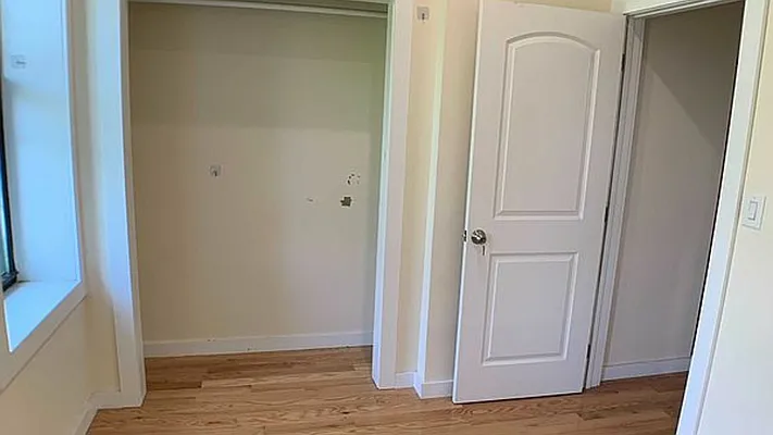 Rented by Nooklyn NYC LLC | media 24