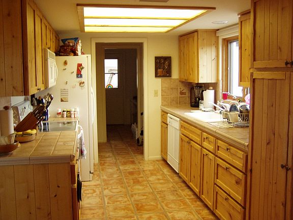 Knotty Alder Cabinets