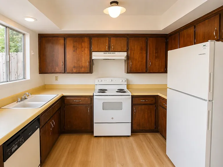 1338 Galleon Way #C — Photo 5