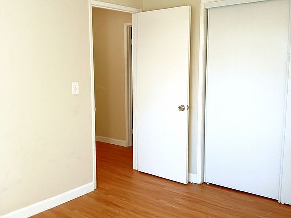 4th image of 5731 Via Monte Dr APT B