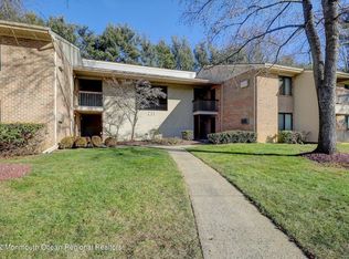 231 Medford Ct UNIT F, Manalapan, NJ 07726