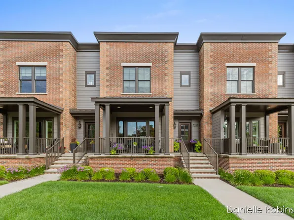 7285 Schoolhouse Dr SE Unit 9, Ada, MI 49301