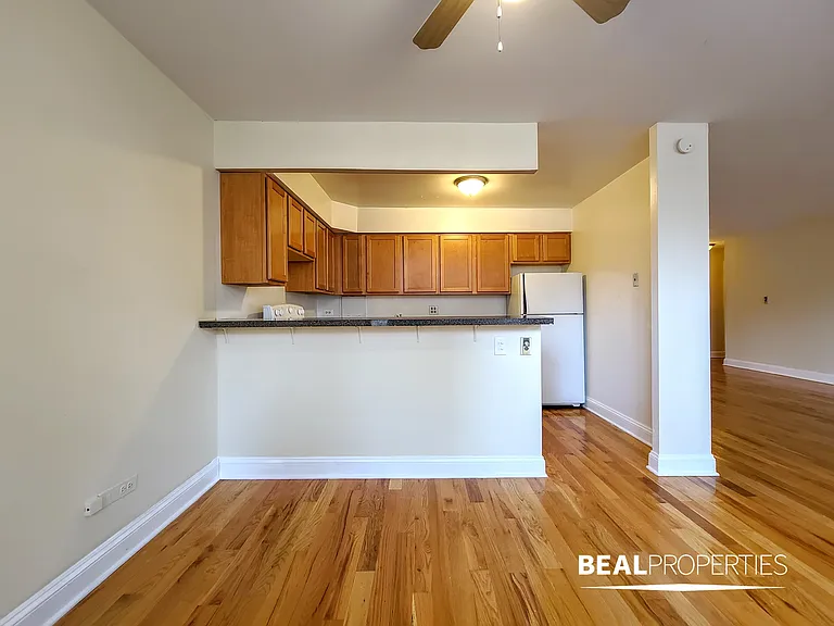1446 N Dearborn St — Photo 31