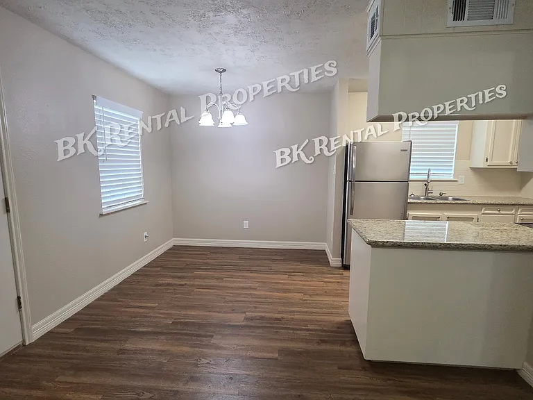 1438 Hayes Rd — Photo 6