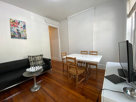 5th image of 62 W 106th St #3B