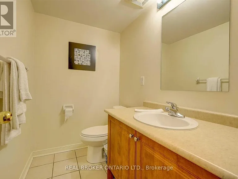 37 Four Winds Dr #26 — Photo 7