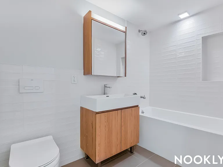 619 Throop Ave #3H — Photo 8