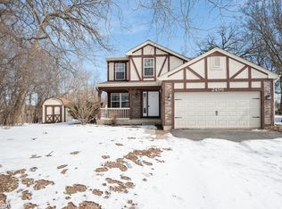 2496 Bridle Cir, Round Lake Beach, IL