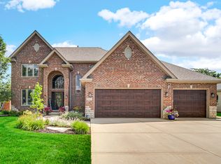 19331 Shabbona Dr, Tinley Park, IL