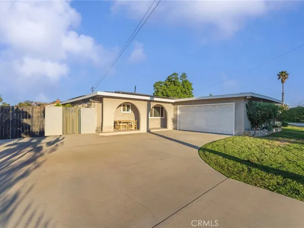 9646 Palmetto Ave, Fontana, CA 92335