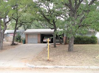 2321 Cravens Rd, Fort Worth, TX 76112