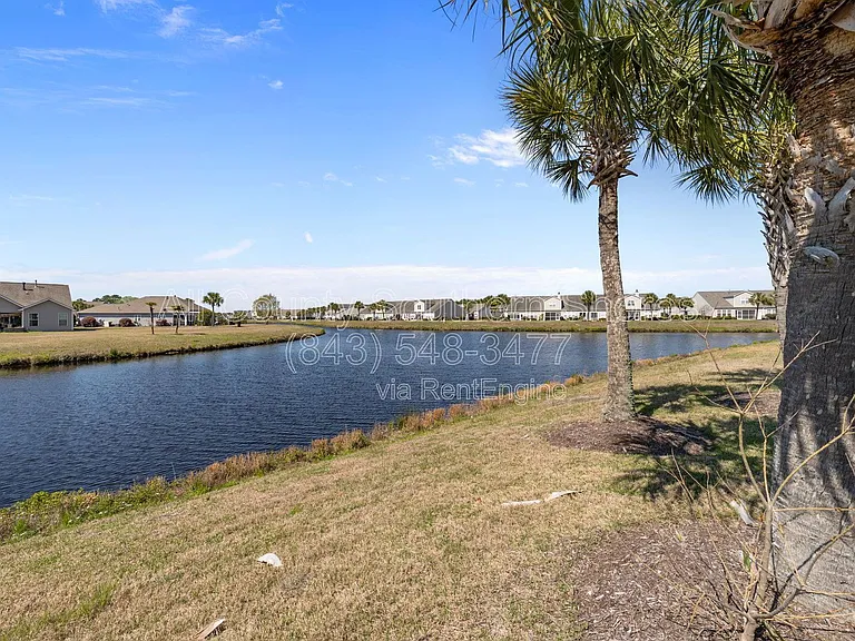 264 Viareggio Rd — Photo 36
