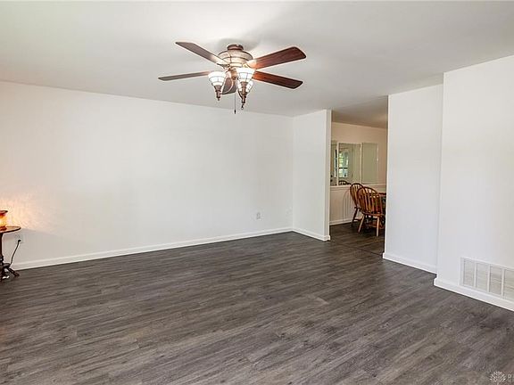 5th image of 710 Beery Blvd
