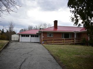 107 Travelers Ln, Beckley, WV 25801