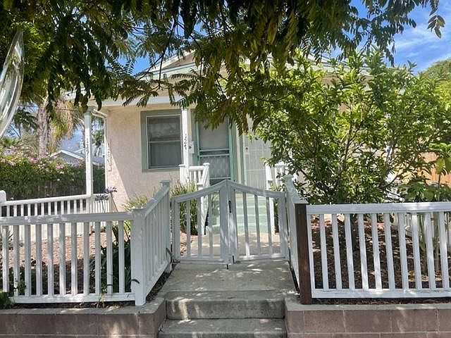 1st image of 127 1/2 S Alisos St