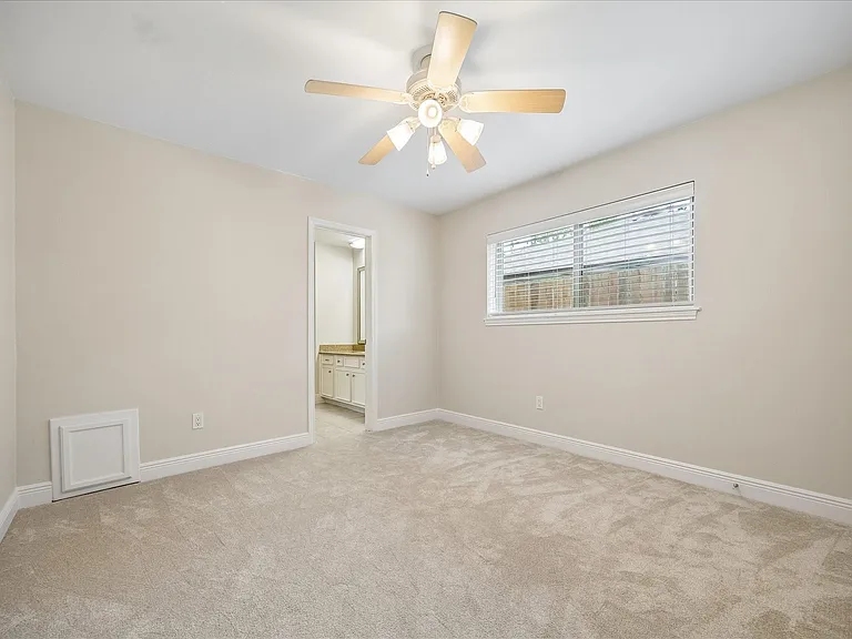 12427 Brandywyne Dr — Photo 22