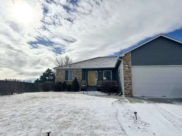 4317 Laramie St, Cheyenne, WY 82001