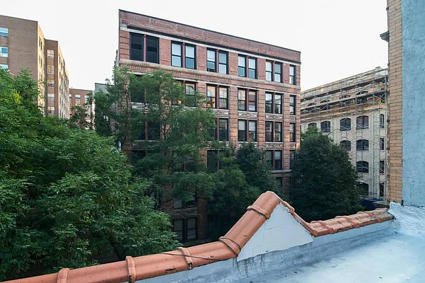 Sold by Town Residential | media 5