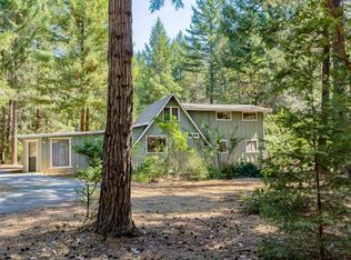 3990 Galice Rd, Merlin, OR 97532