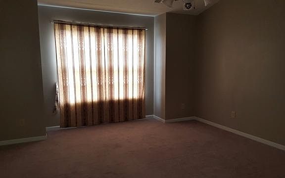 3rd image of 164 Primrose Cir