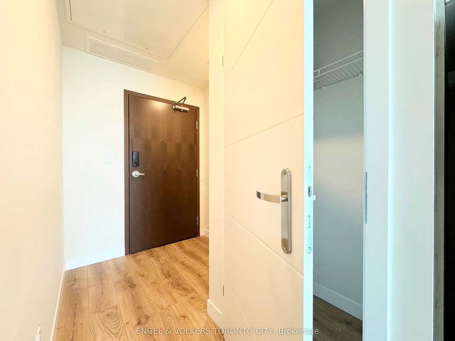 1 bed, $1,800 — Photo 3