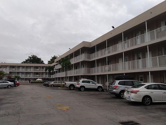 5th image of 6580 Santona St #A19