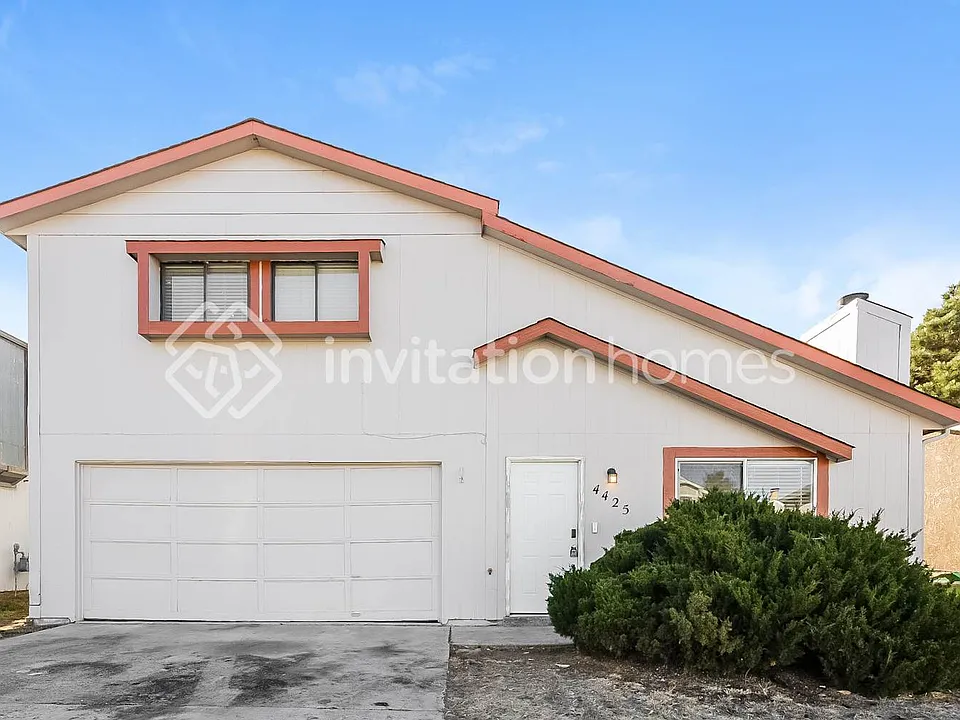 4425 Allison Dr