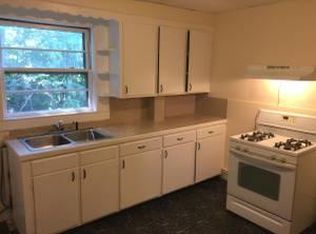 44 Waugh St FLOOR 2, Lowell, MA 01854