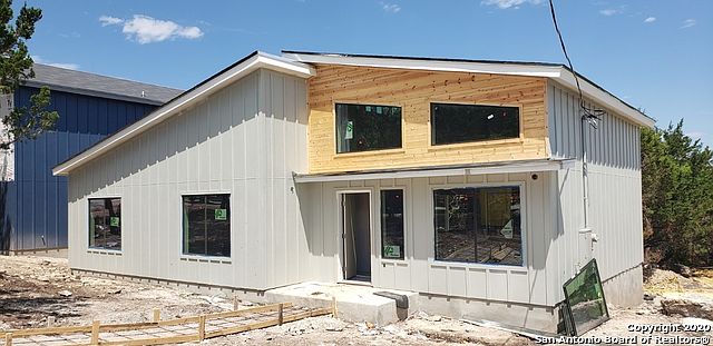 1st image of 1249 Mountain View