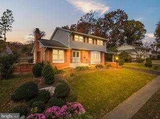 3902 Winterset Dr, Annandale, VA 22003