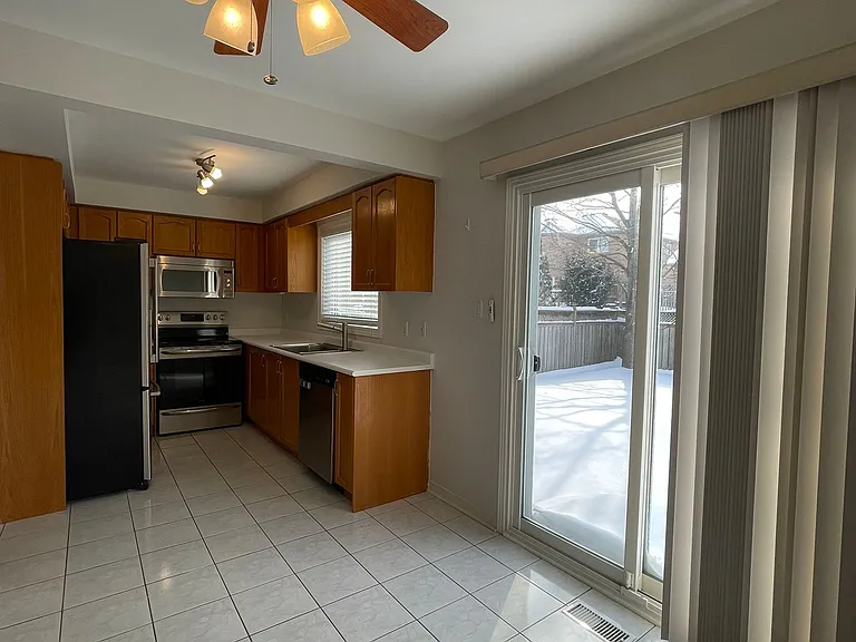 618 Fothergill Blvd — Photo 8