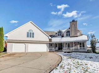 1756 Martinwood Ct, De Pere, WI 54115