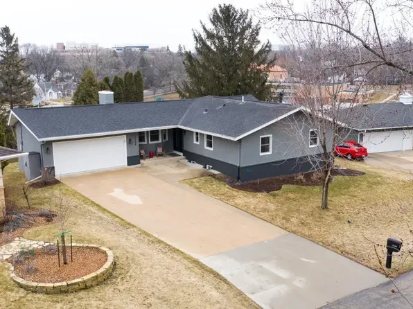 1725 7th St SW, Rochester, MN 55902