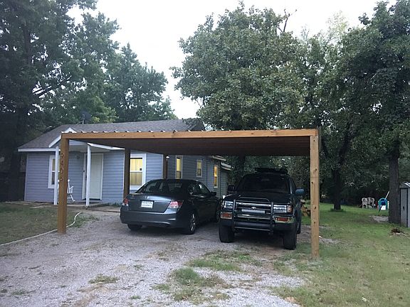 5th image of 9406 NE 45th St