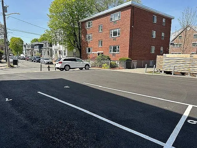 16 Westford St #9 — Photo 20