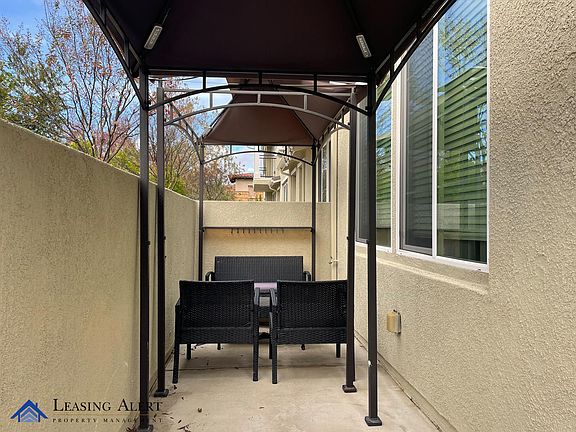 3rd image of 28829 Camino De Cielo Dr