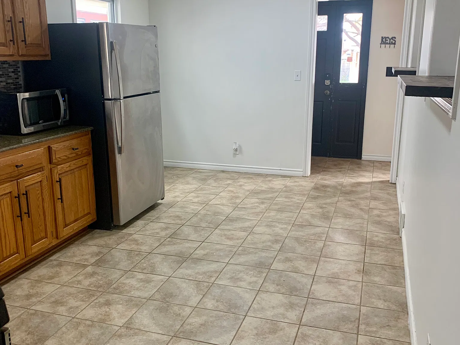 2 bed, 1329 sqft, $1,700 — Photo 4