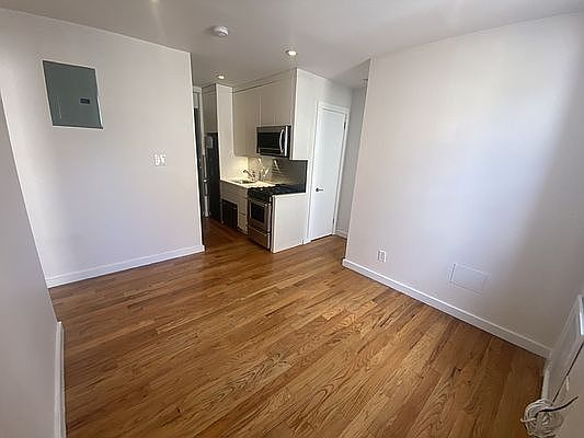 1st image of 304 10th St #298-5