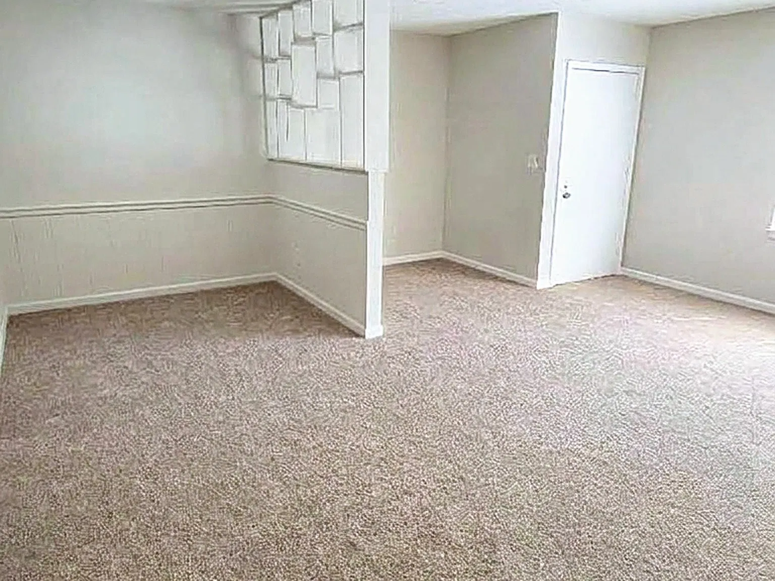 Updated 2BR/2BA Unit in Downtown Powder Springs — Photo 3