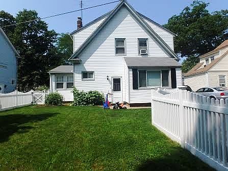 1st image of 135 Parsons Dr