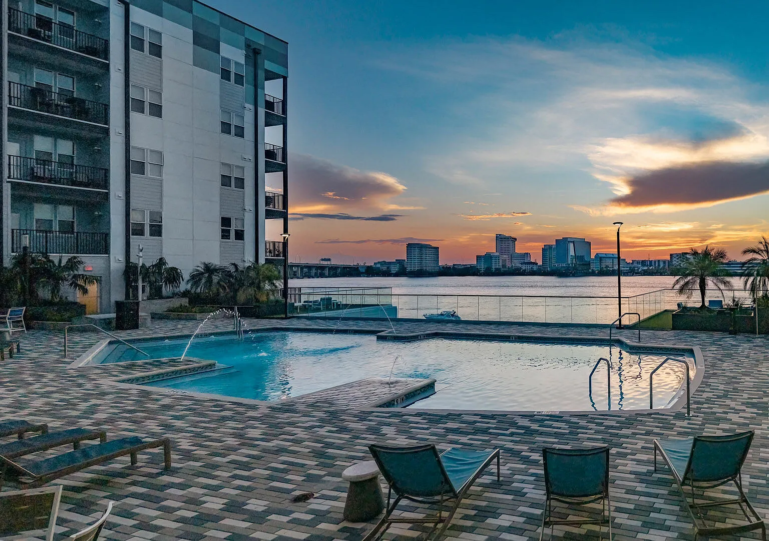 EVO Riverfront — Photo 1