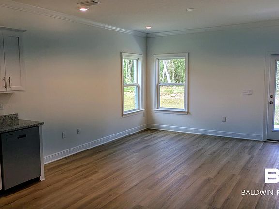 3rd image of 16313 Tigris Dr