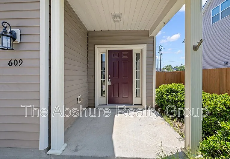 609 Timber Mdw — Photo 6