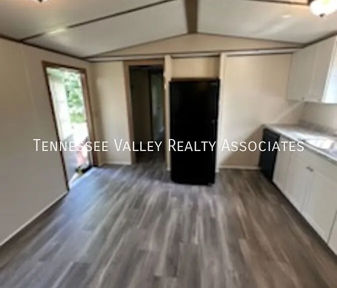 171 Liberty Rd #10 — Photo 1