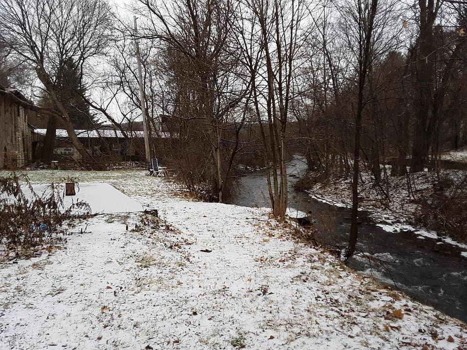 2nd image of 37177 State Highway 23