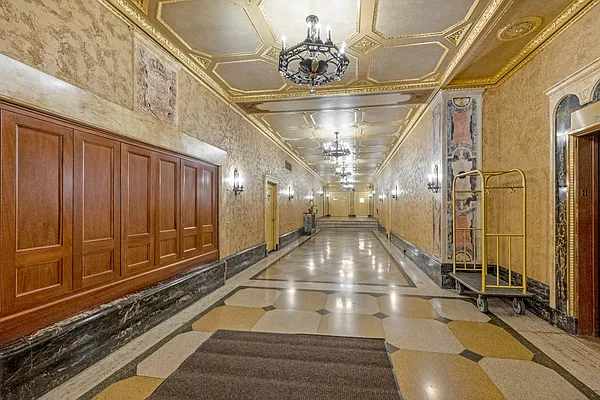 Sold by Compass | media 8