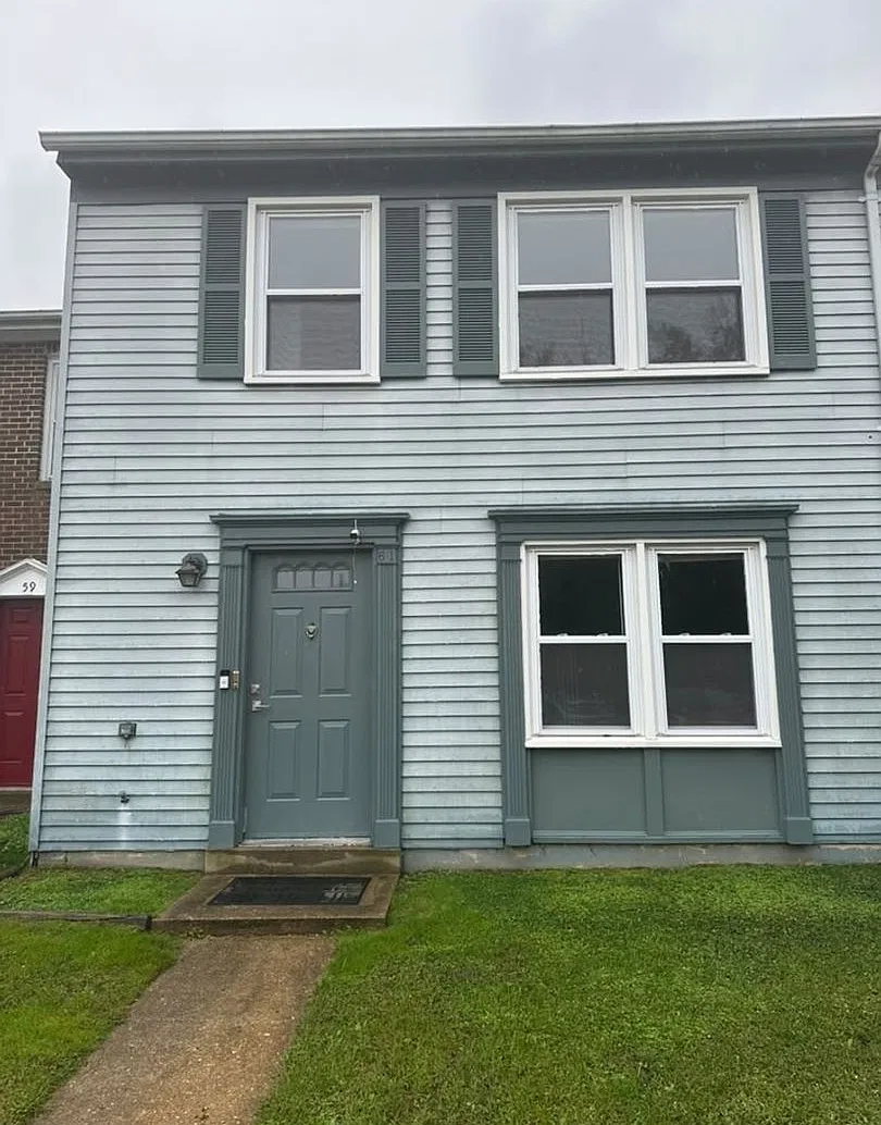Charming 3BR Townhome in Waldorf — Photo 1