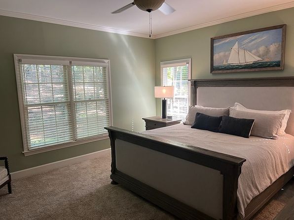 3335 Arbor Walk Dr, Gainesville, GA 30506