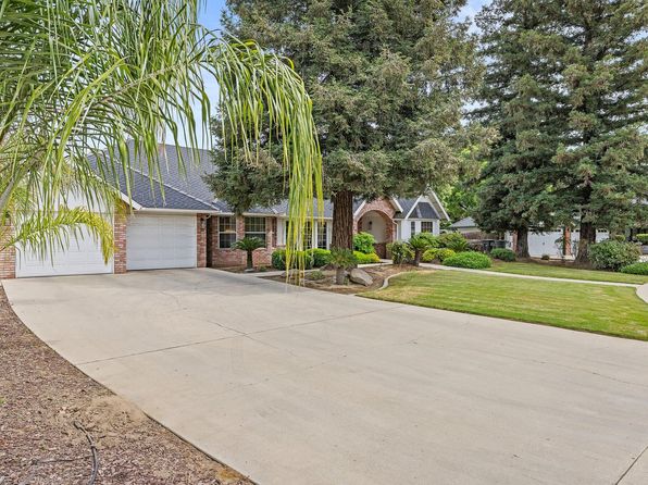 2942 S Bridge Street, Visalia, CA 93277